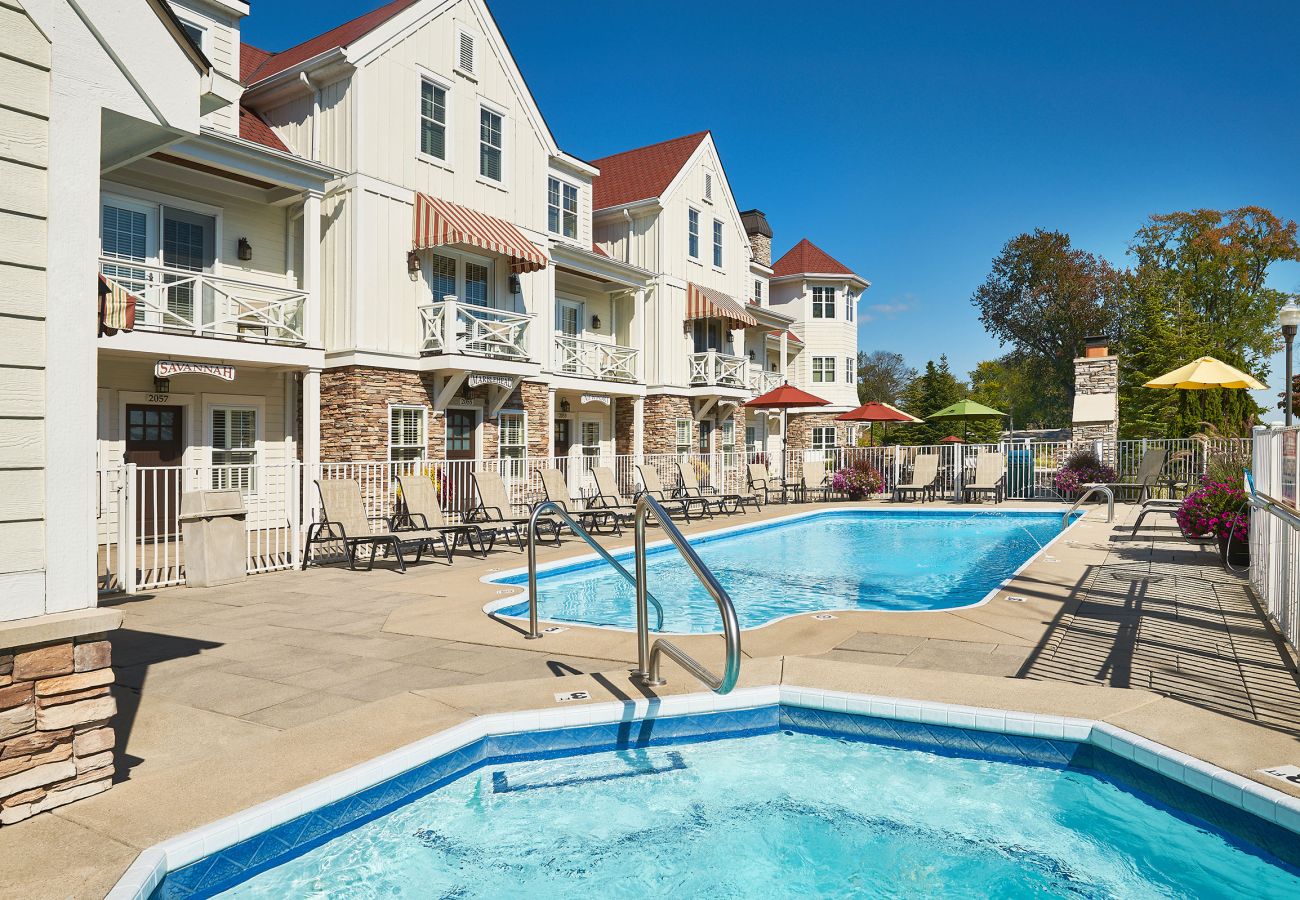 Relaxing pool and spa area 