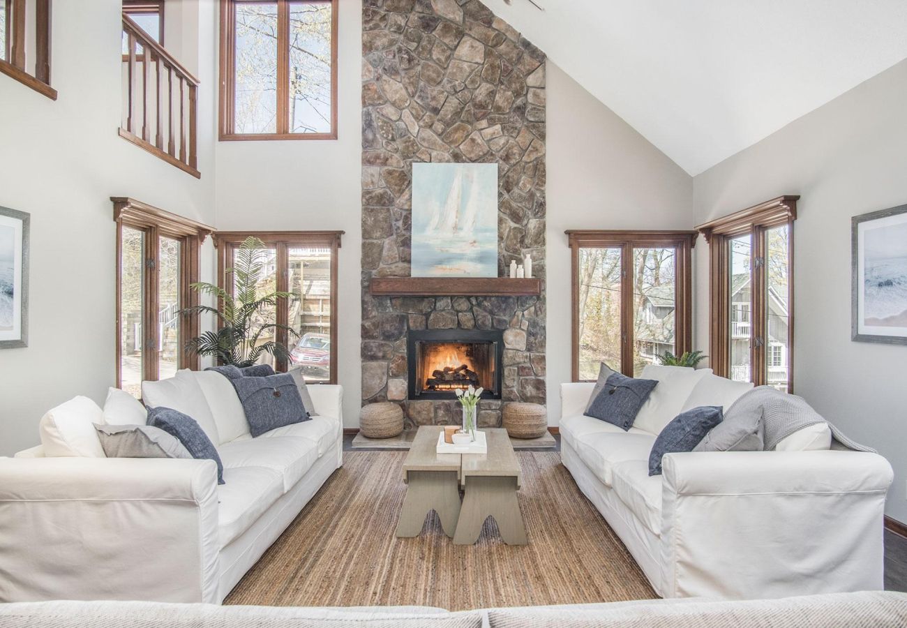 Living Room with Lake views