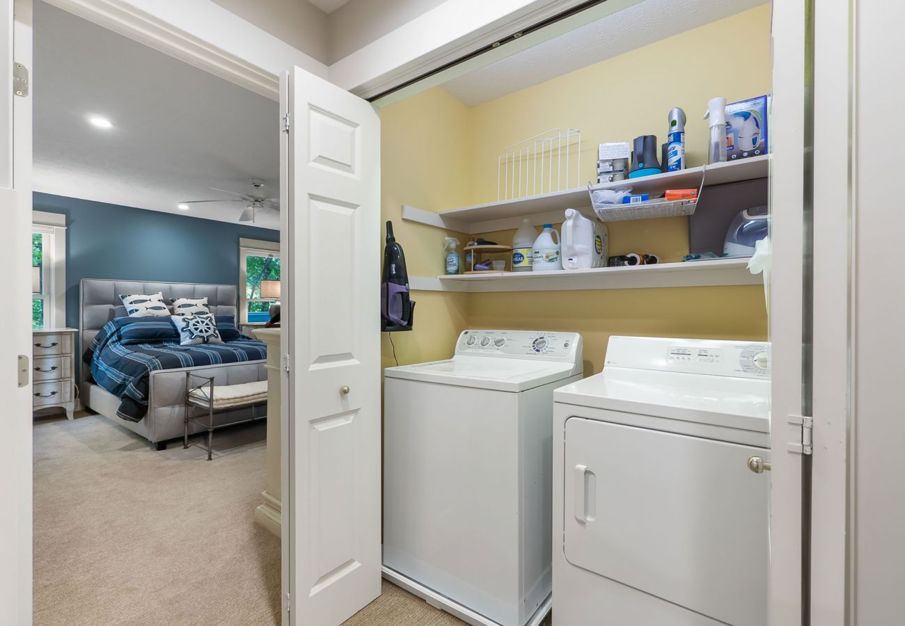 Washer and dryer with shelf space in closet 