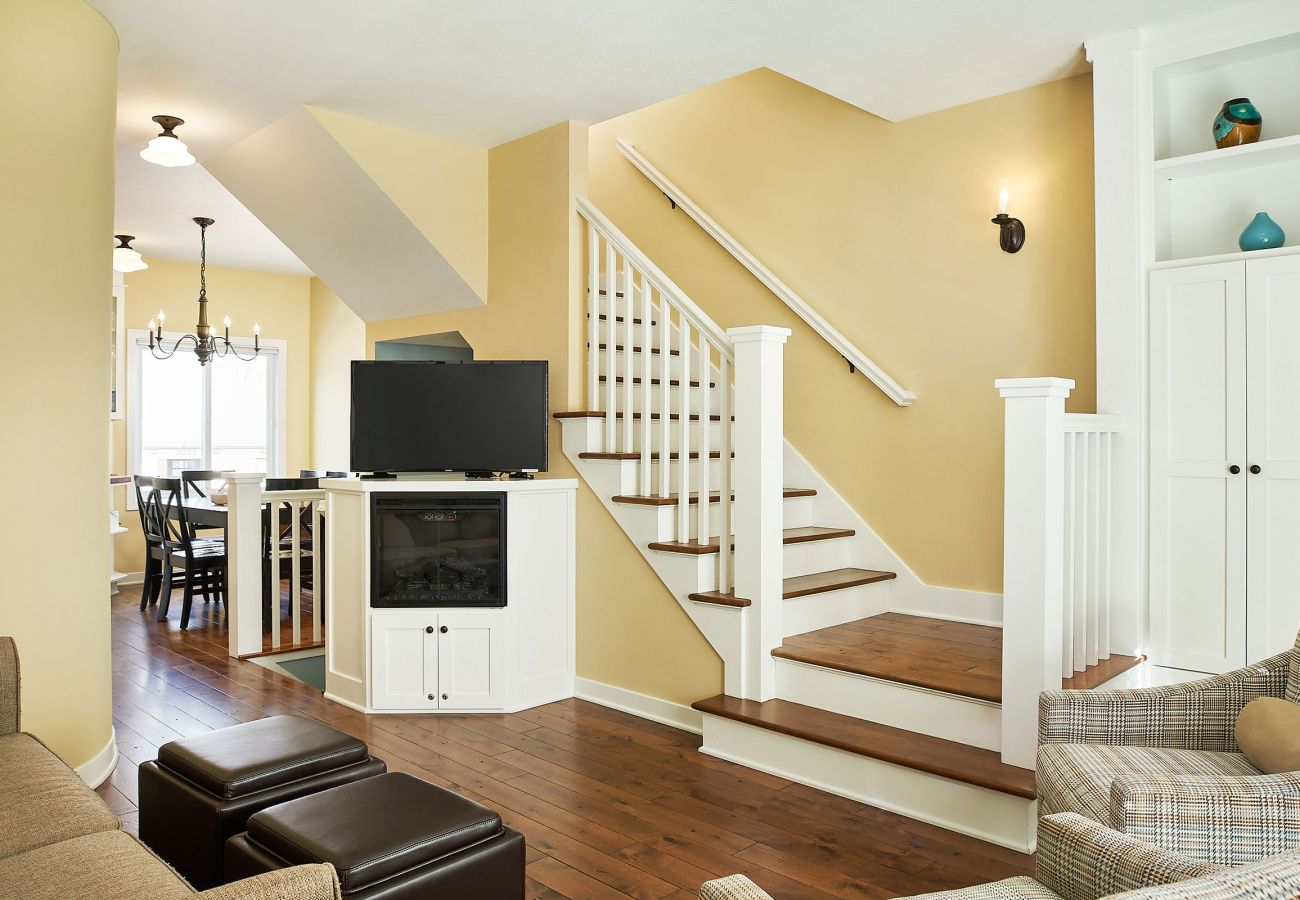 Second floor living room and staircase